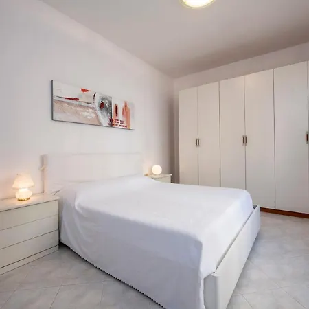 196 - A Casa Di Mary - Centro - 700m Dal Mare - Parcheggio Gratis Incluso Appartement Chiavari