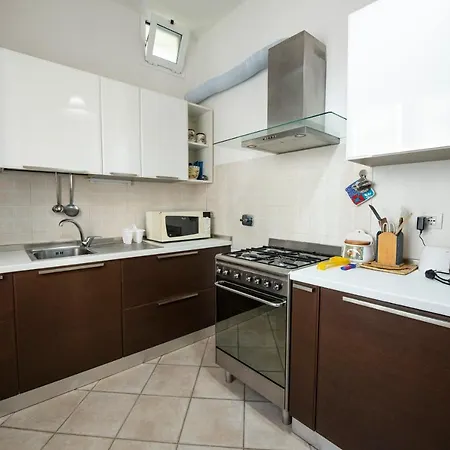 196 - A Casa Di Mary - Centro - 700m Dal Mare - Parcheggio Gratis Incluso Apartman Chiavari