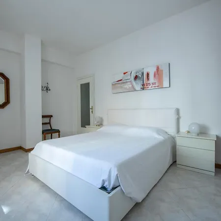 196 - A Casa Di Mary - Centro - 700m Dal Mare - Parcheggio Gratis Incluso Chiavari