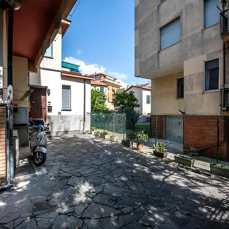 196 - A Casa Di Mary - Centro - 700m Dal Mare - Parcheggio Gratis Incluso